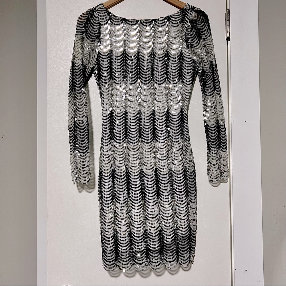 Charlotte Russe Scalloped Sequin Bodycon Dress!!!